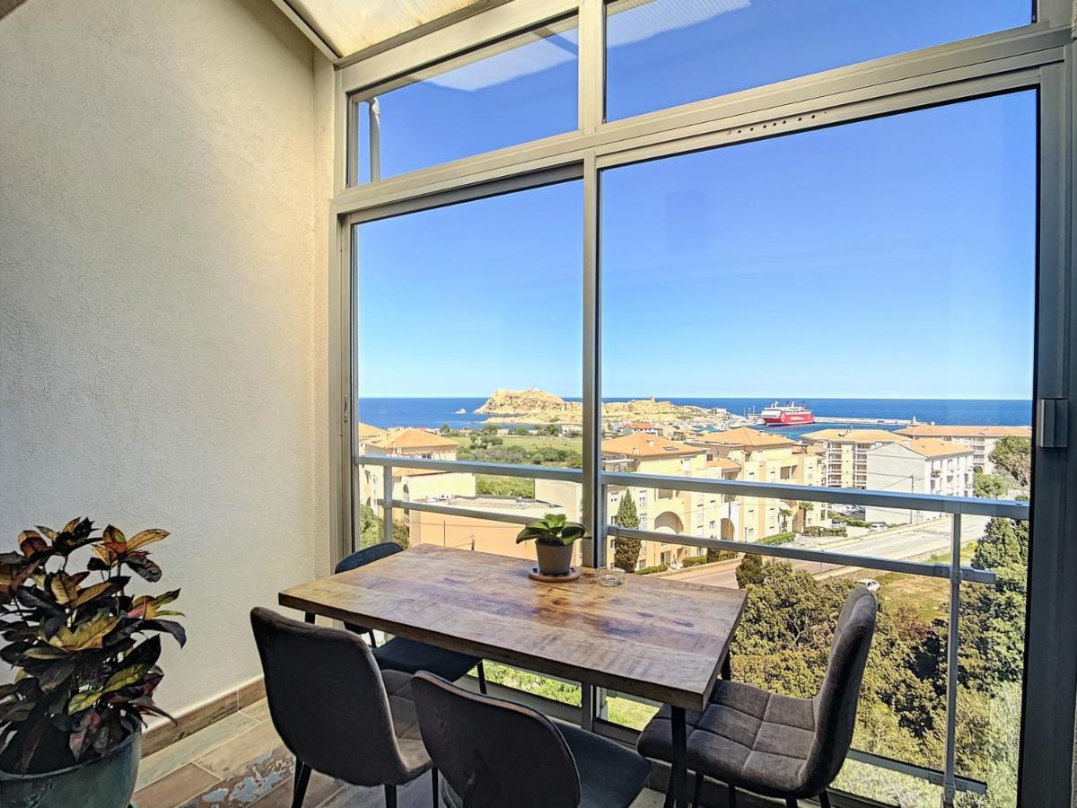 LʼÎle-Rousse Tres Beau Duplex Vue Panoramique Mer, Proche Plage מראה חיצוני תמונה